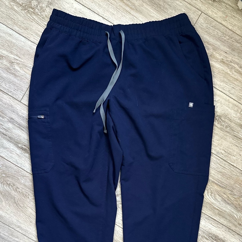 FIGS Technical Collection Jogger Scrub Pants Navy Blue XXL - Picture 2 of 8